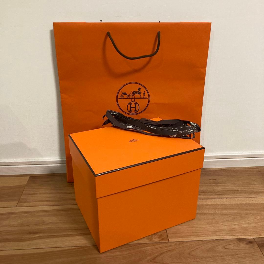 美品！エルメス　ピコタンPM オレンジボックス　空箱　薄紙・リボン・ショッパー付
