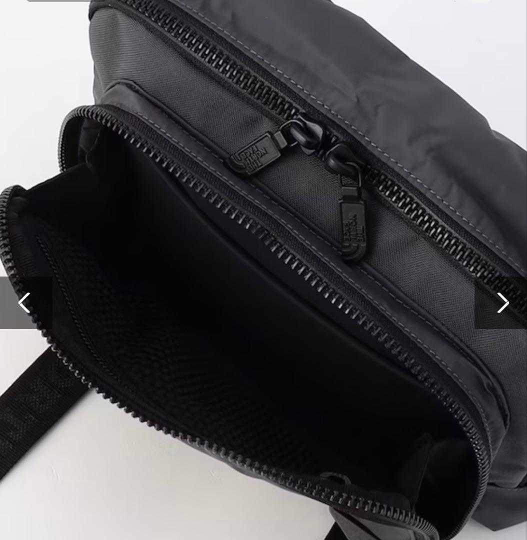 THE NORTH FACE グレー ショルダーバッグ