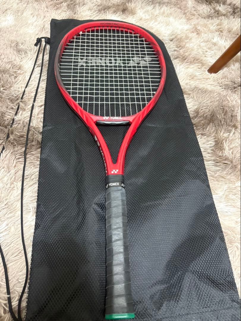 YONEX　ヨネックス　ラケットVCORE 100　G1