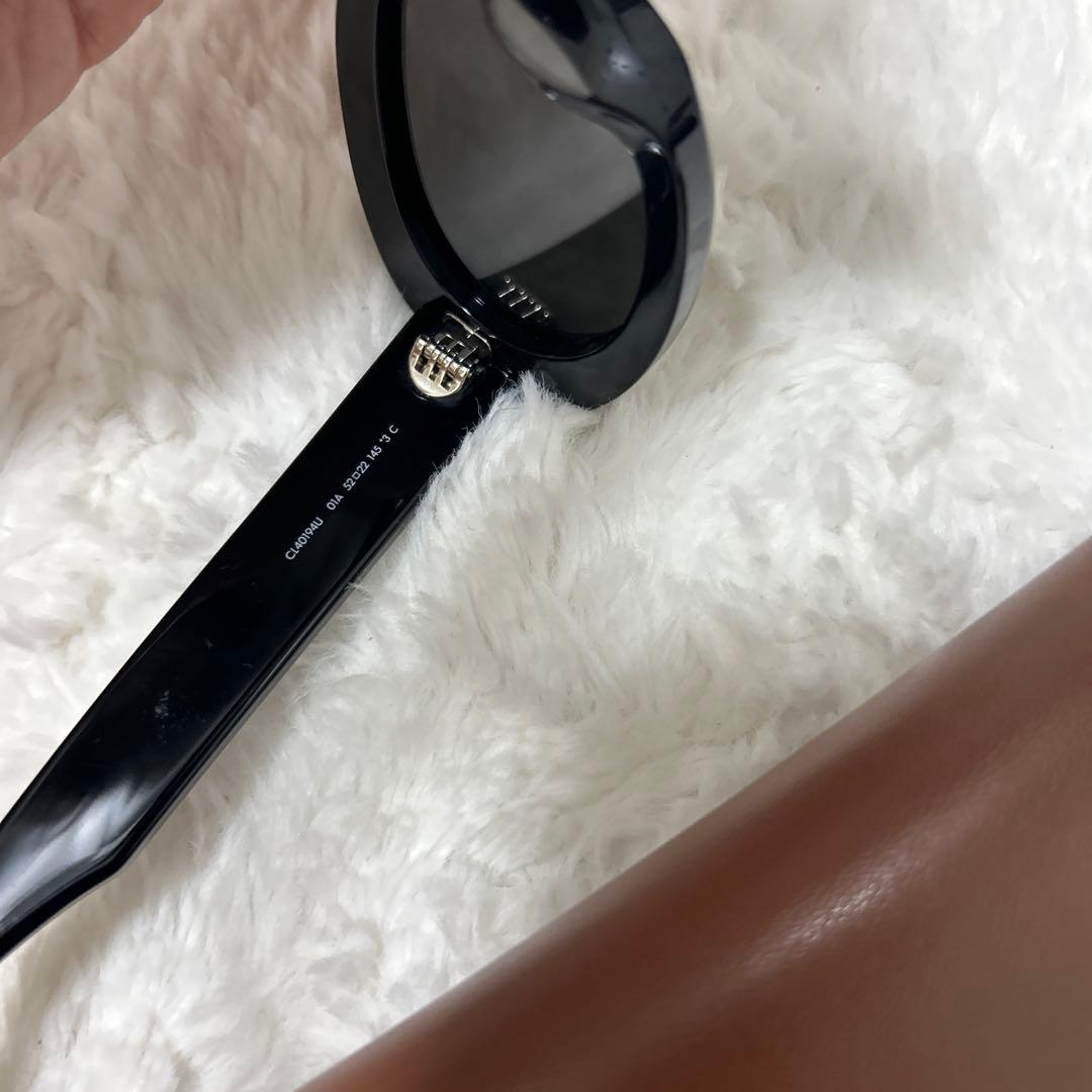 セリーヌ　トリオンフ　サングラス　01