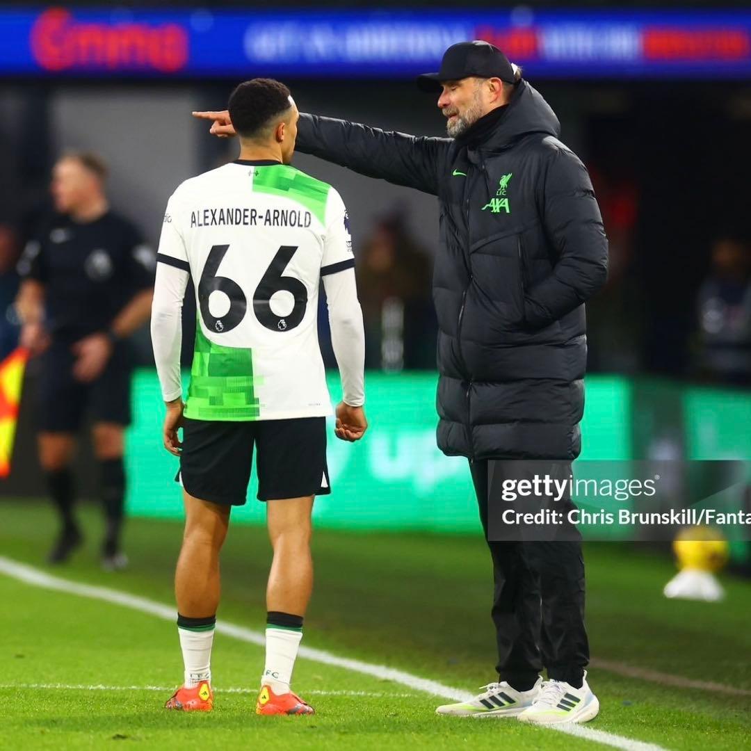 リバプール 23/24 ユニフォーム アウェイ 正規品 アーノルド