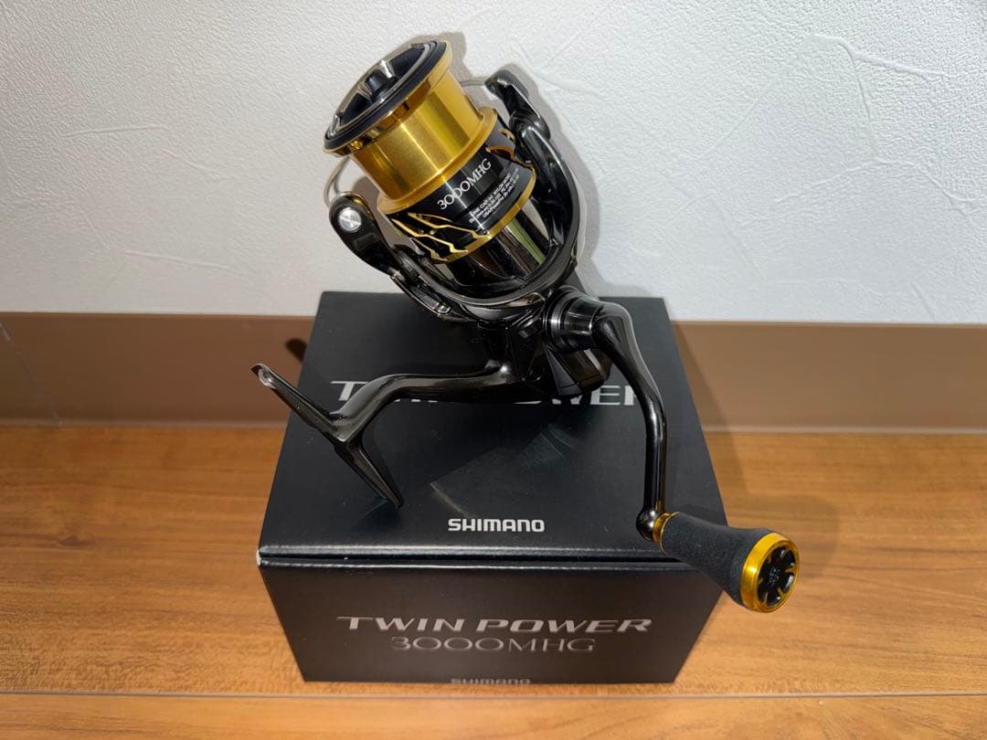 【最終値下げ】SHIMANO TWIN POWER 3000MHG