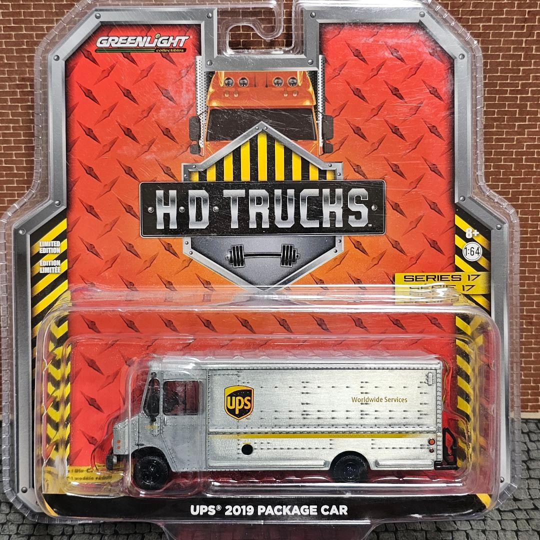 レア！チェイス！グリーンライト　UPS　2019　パッケージカー　1/64　新品