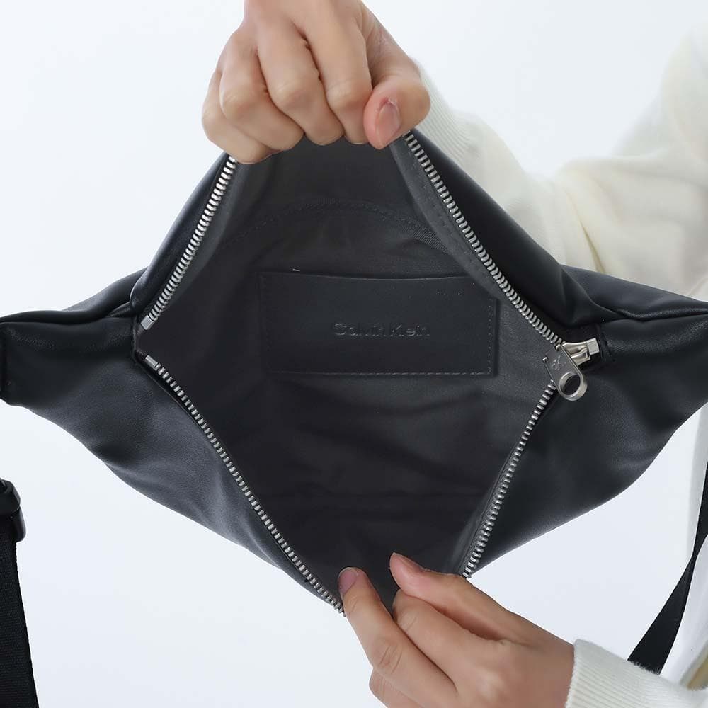 新品   LV04G3012G UB1 ボディバッグ