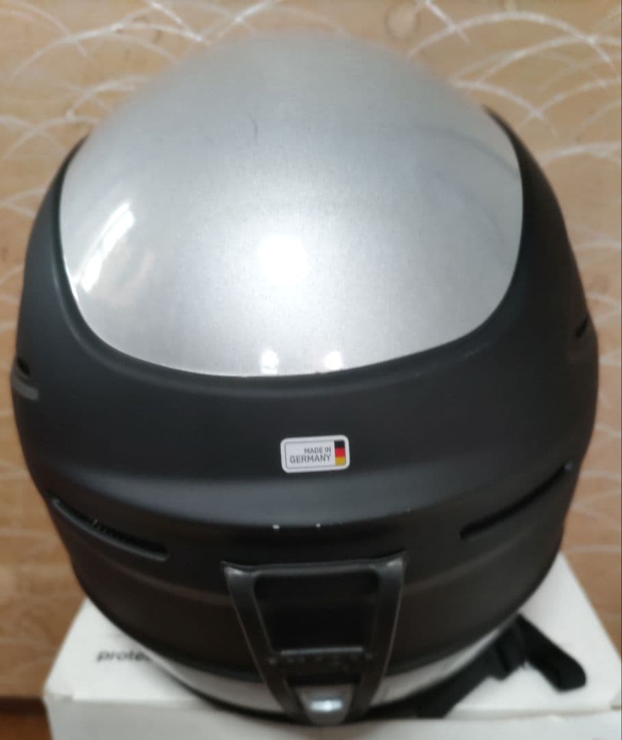 未使用保管品 UVEX FIS 対応 ヘルメット サイズ59-60