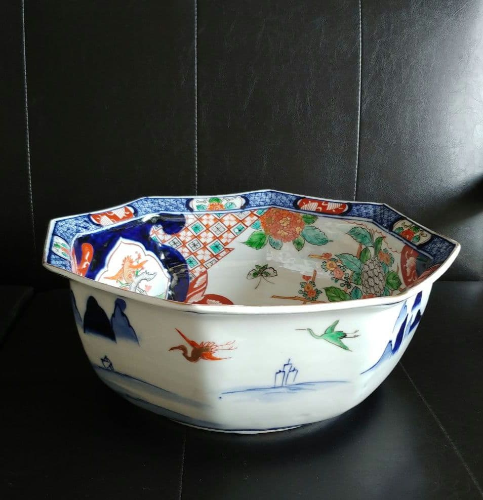 伊万里八角鉢　(大）