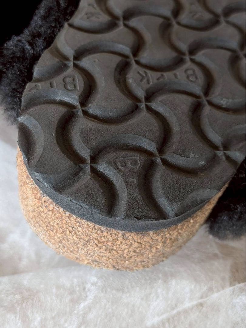 未使用品　定価31,900円 ボストン ビッグバックル テディー 黒 37