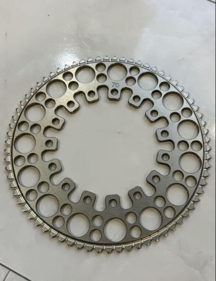 レーシングカートTriple K スプロケット