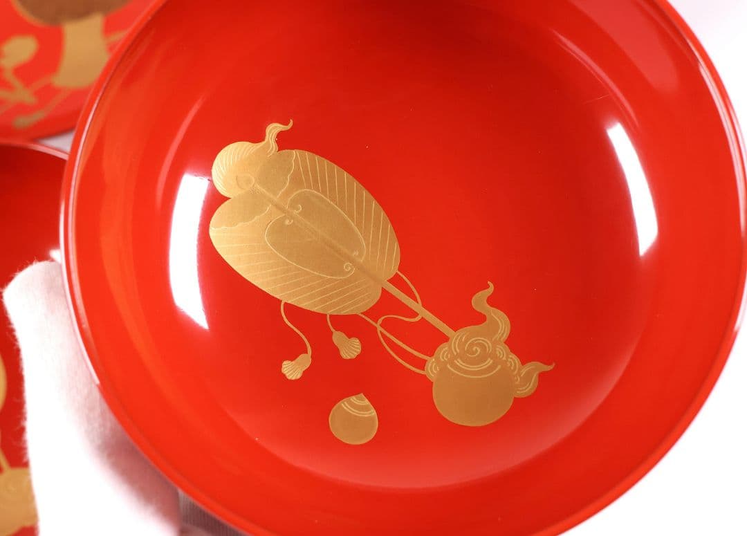 【MB35】輪島塗 宝尽くし金蒔絵 朱塗椀 二客 小槌 軍配 霊芝 木製漆器