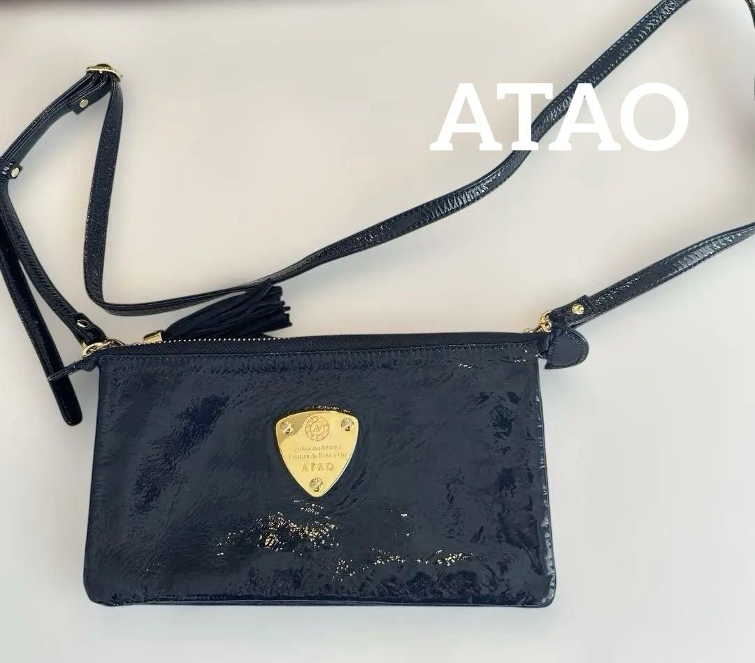 ATAO アタオ　ブーブー　 お財布ポシェット　エナメル