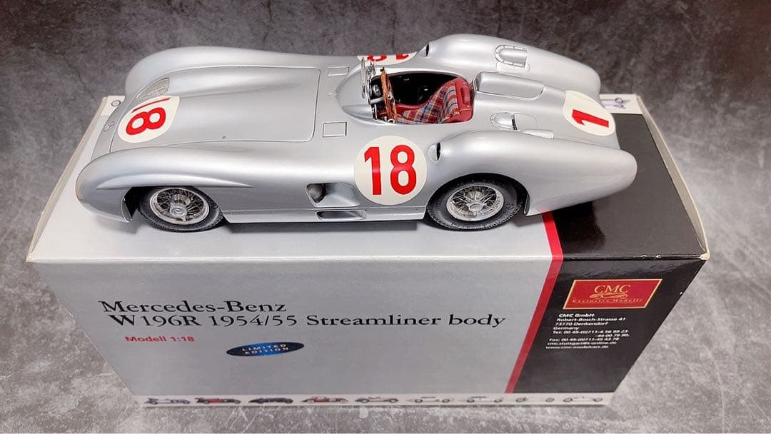 CMC 1/18 メルセデス・ベンツ　W196 優勝車#18 ミニカー