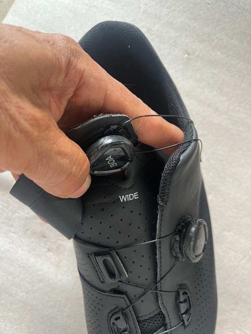 Shimano ブラック RC-701 WIDE サイズ28インチ、30.5cm