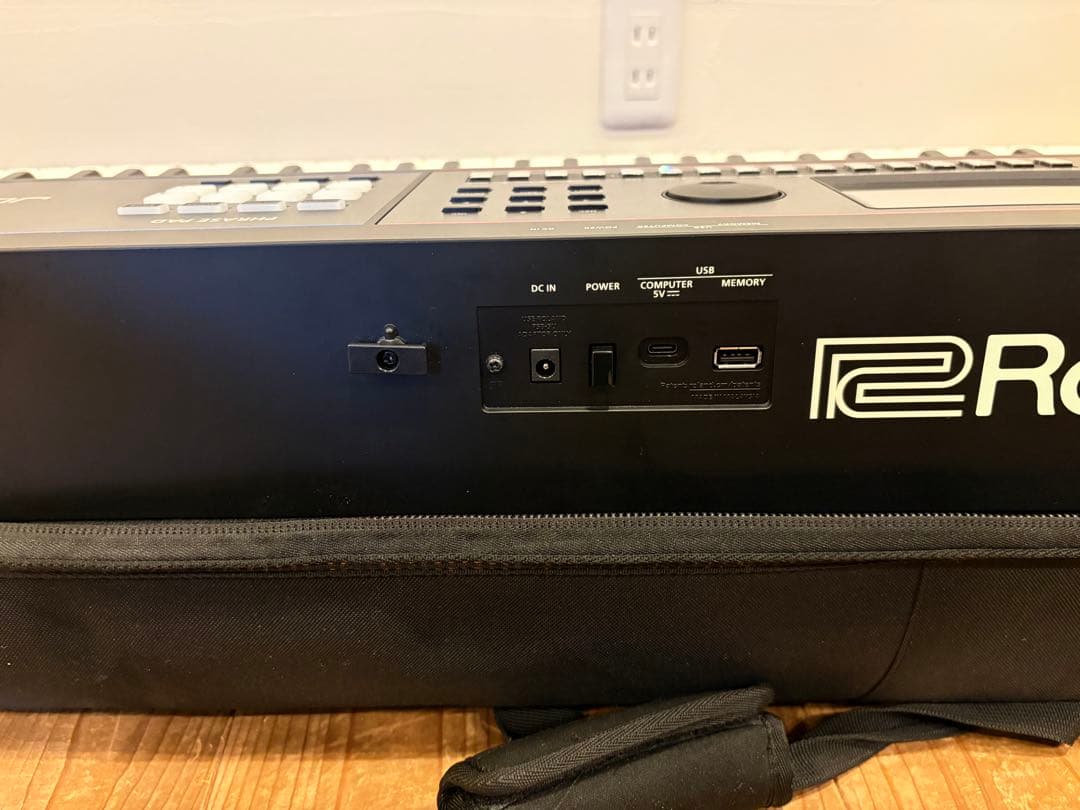 Juno-d8 CANAREケーブル 純正ケース付き