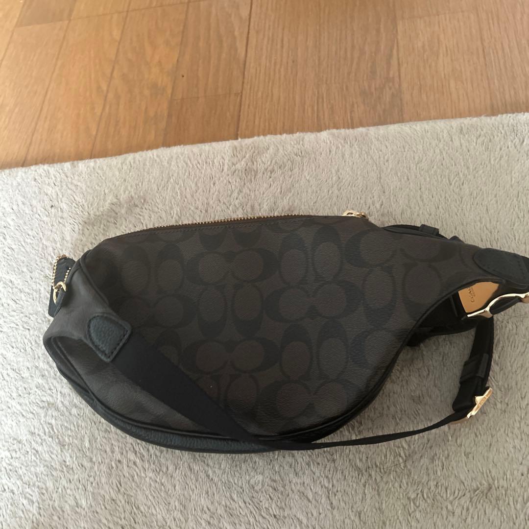 COACH コーチ ボディバッグ 美品