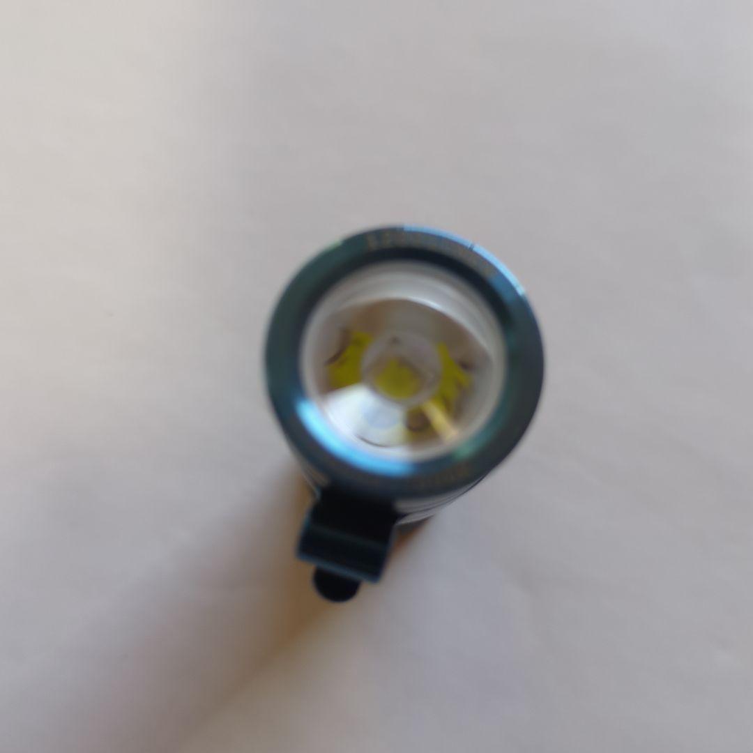 OLIGHT Baton 3 Kit ledフラッシュライト 充電ケース付