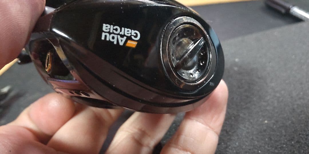 Abu Garcia Revo Deez 6-Lベイトリール軽量化146g