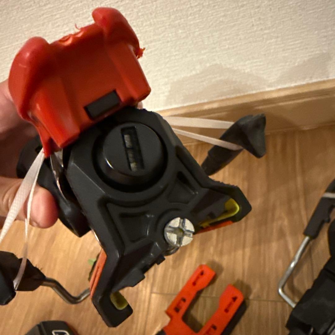 アトミック　WARDEN13 ビンディング