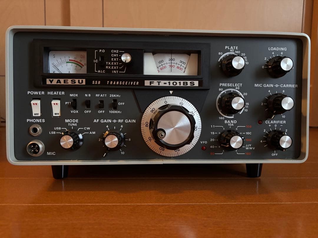 ［通電のみ確認済みジャンク扱い］八重洲無線 トランシーバー FT-101BS