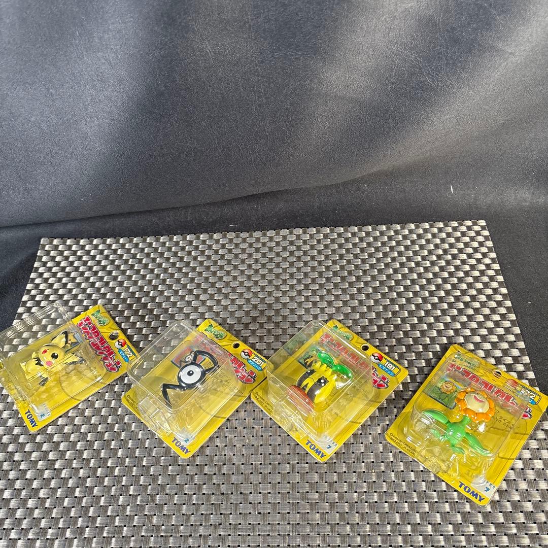 A056【レア　未開封】 モンスターコレクション　ポケモン フィギュア 4体