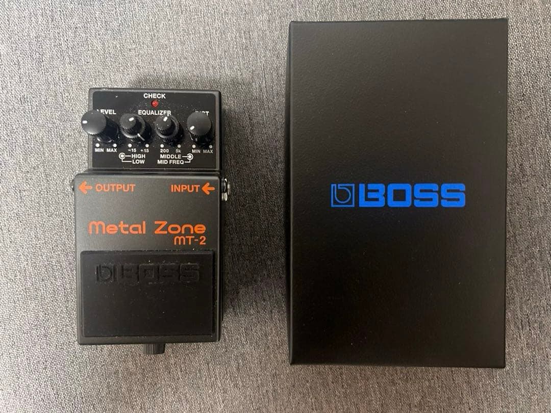 BOSS l Zone MT-2 ギターエフェクター