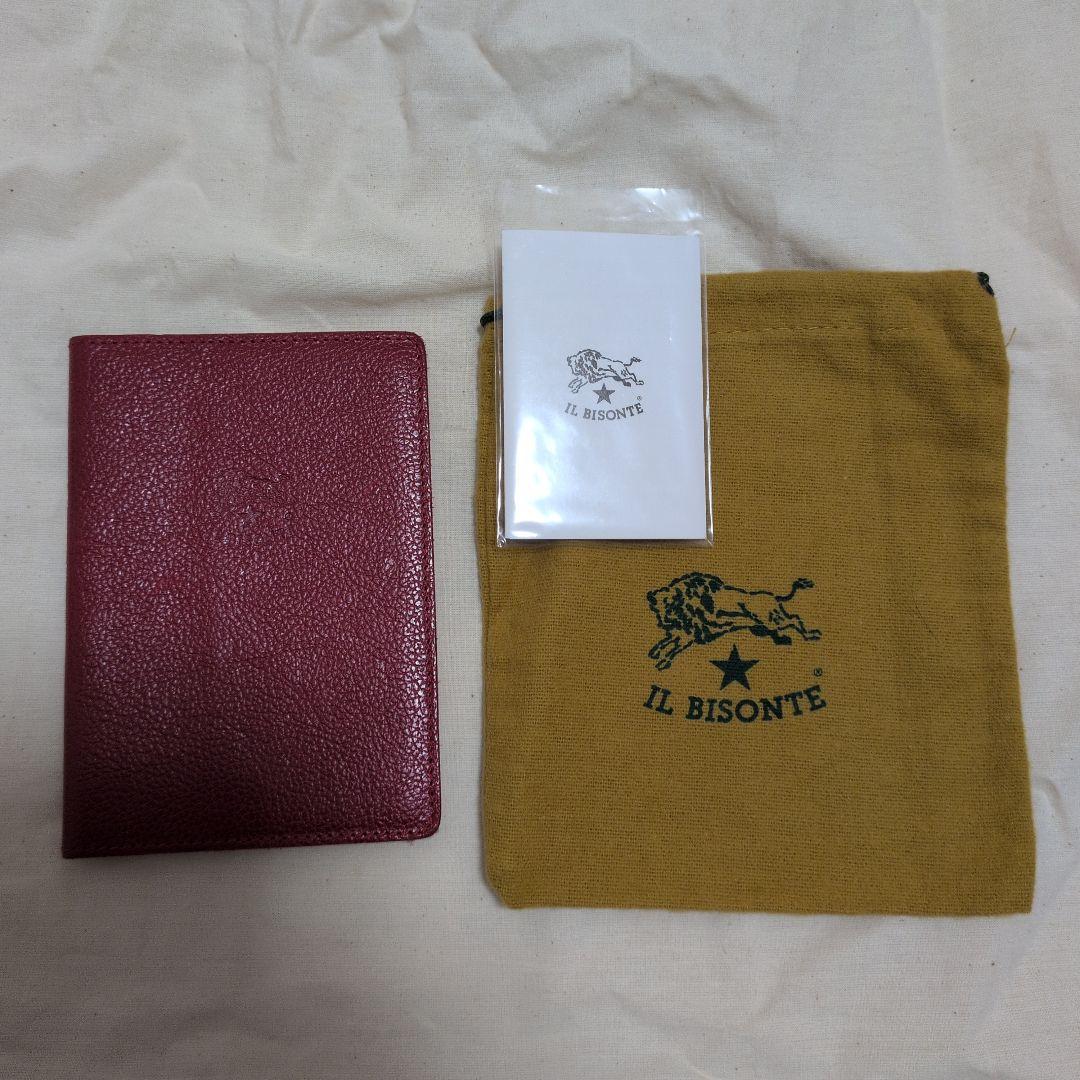 イルビゾンテ パスポートケース　レッド