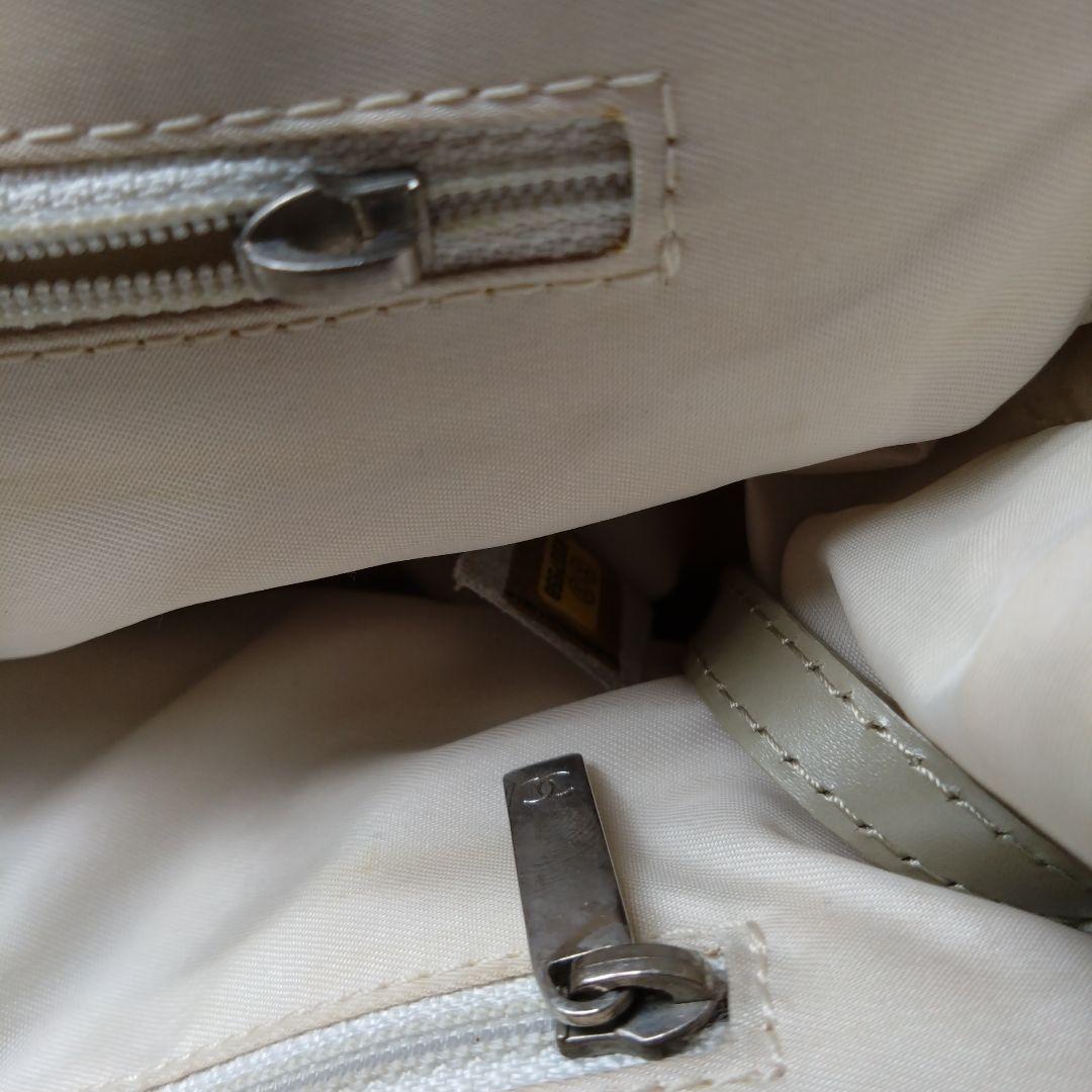 CHANEL ベージュ キャンバス ハンドバッグ