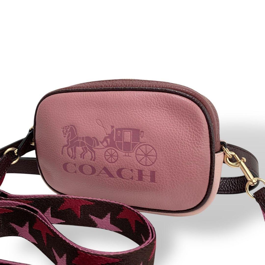 美品　コーチ　ショルダーバッグ　ボディバッグ斜めがけ　レザー　ゴールド金具