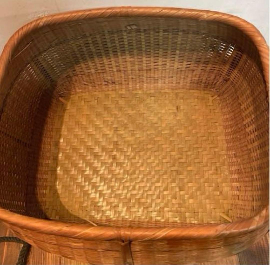 美品　レトロ　竹籠　バスケット　編み籠　収納　かご　紐付き　大きいサイズ