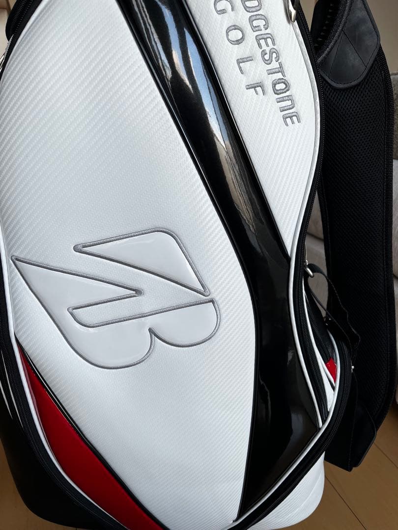 美品ブリヂストン ゴルフ カートバック　キャディバッグ ホワイト　ツアーBメンズ
