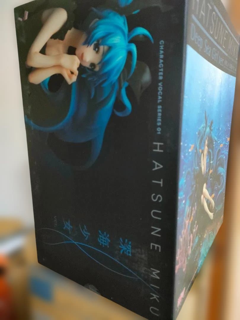 初音ミク　深海少女ver. 新品1/8スケールフィギュア