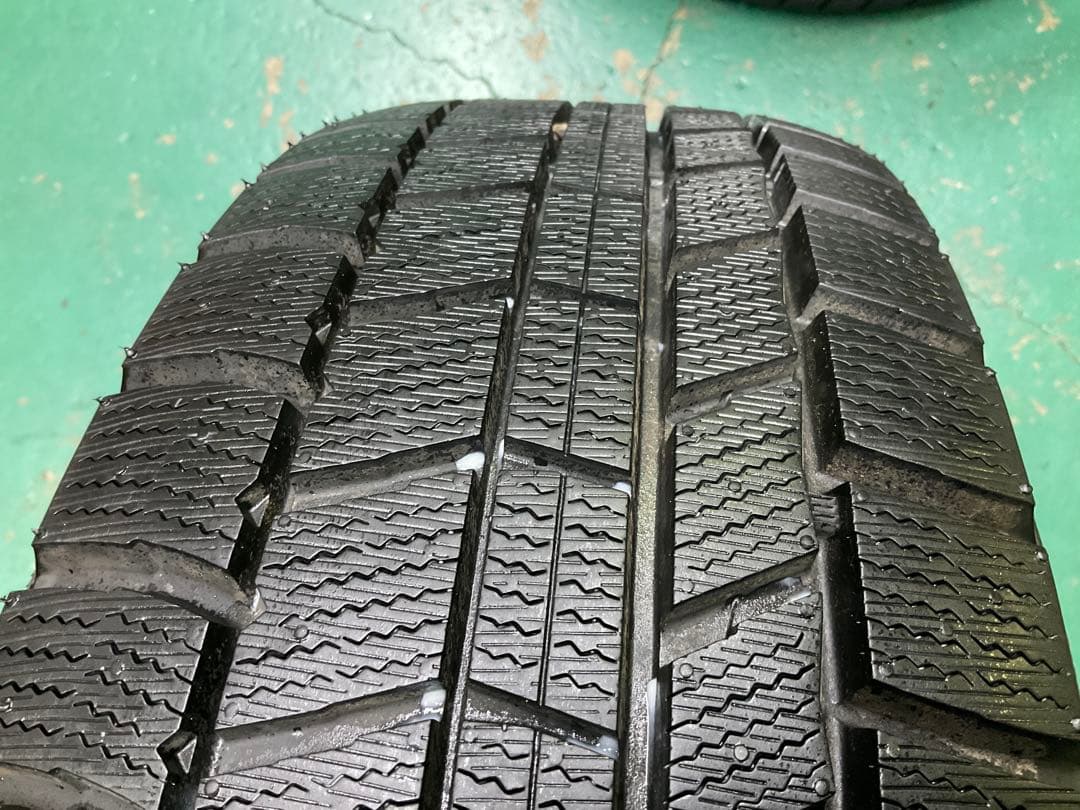 【送料無料】50・30系プリウス専用　195/65R15 中古スタッドレス4本