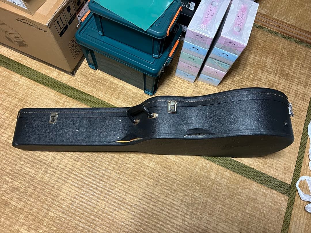 ヤマハ YAMAHA FG-130 グリーンラベル　ギター　中古品　ケース付き