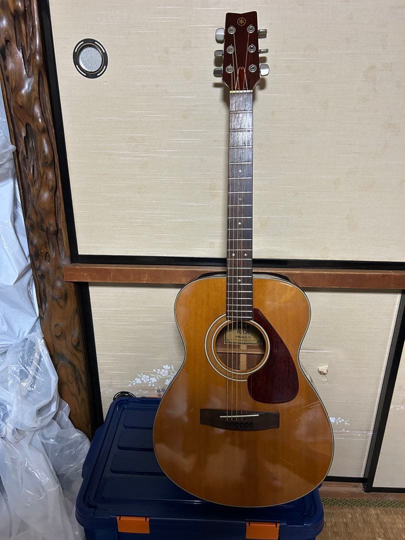 ヤマハ YAMAHA FG-130 グリーンラベル　ギター　中古品　ケース付き
