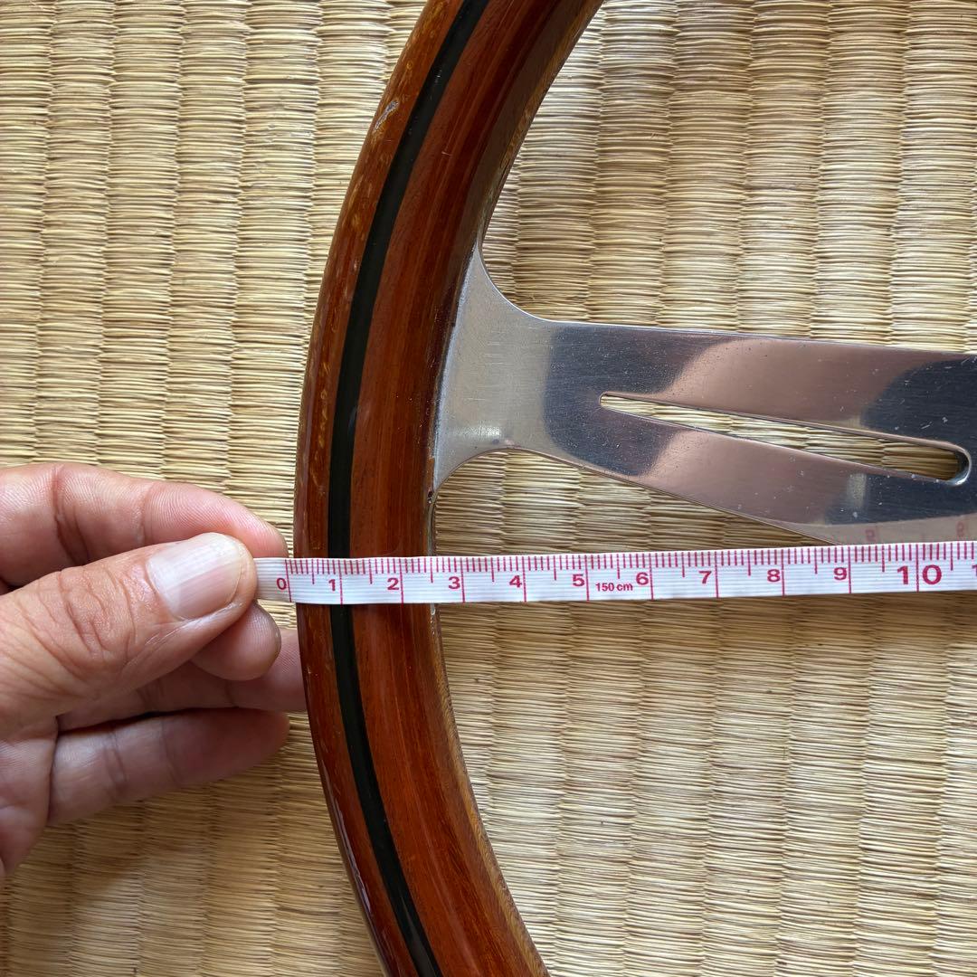 ナルディクラシック　36.5センチ　ホーン二つ付き