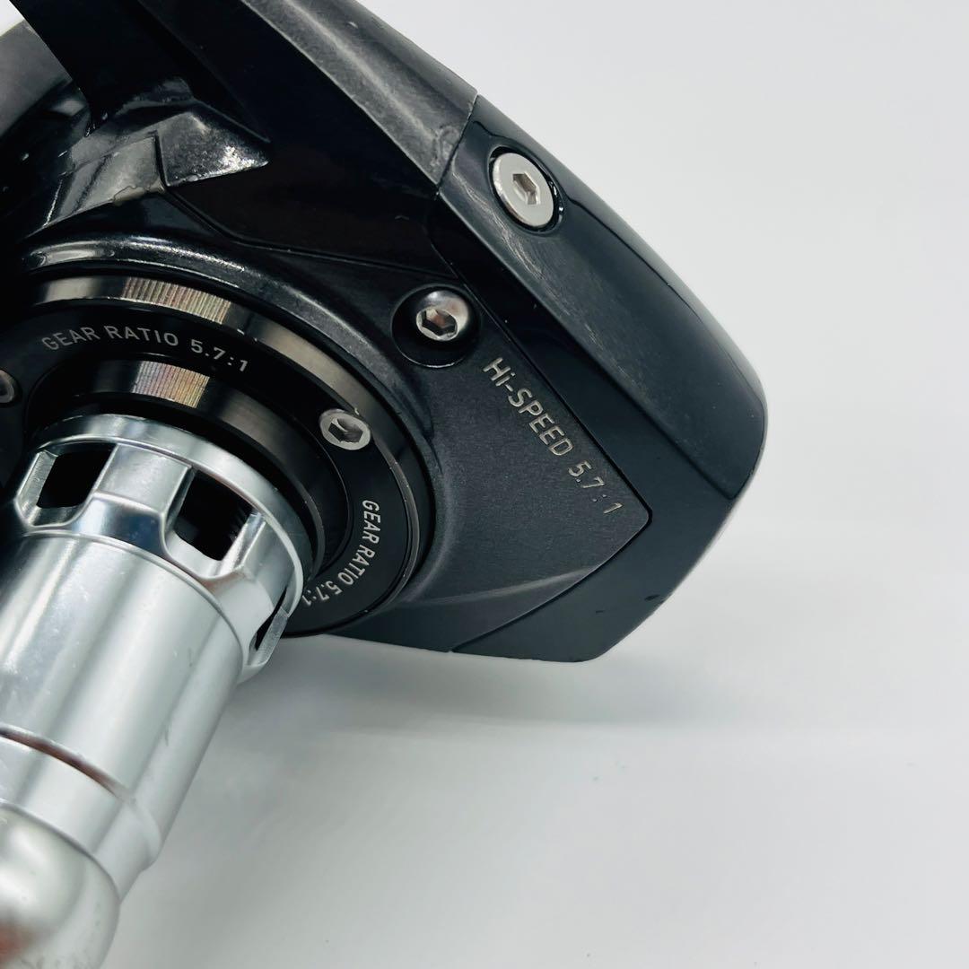 16キャタリナ　4500H ダイワ　スピニングリール　ショアジギング