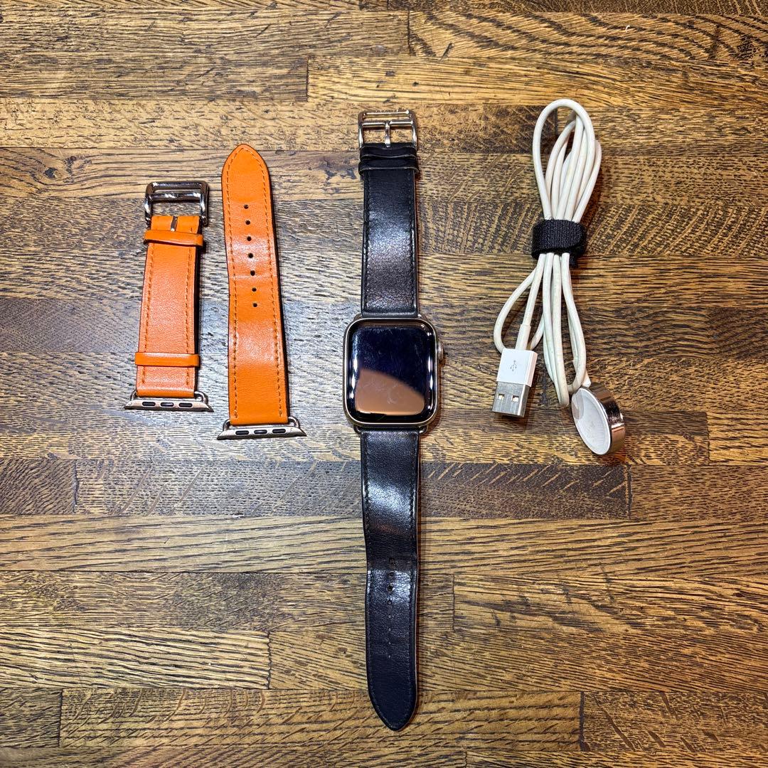 エルメス アップルウォッチ シリーズ4 44mm