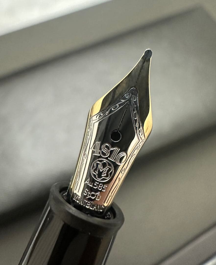 [美品]モンブラン万年筆 4810 マイスターシュテュック プラチナ クラシック