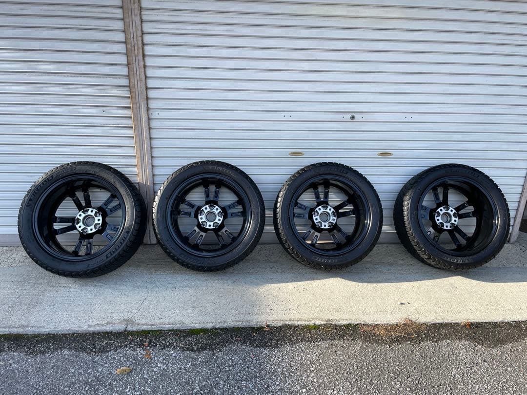 ホイール付きスタッドレスタイヤ