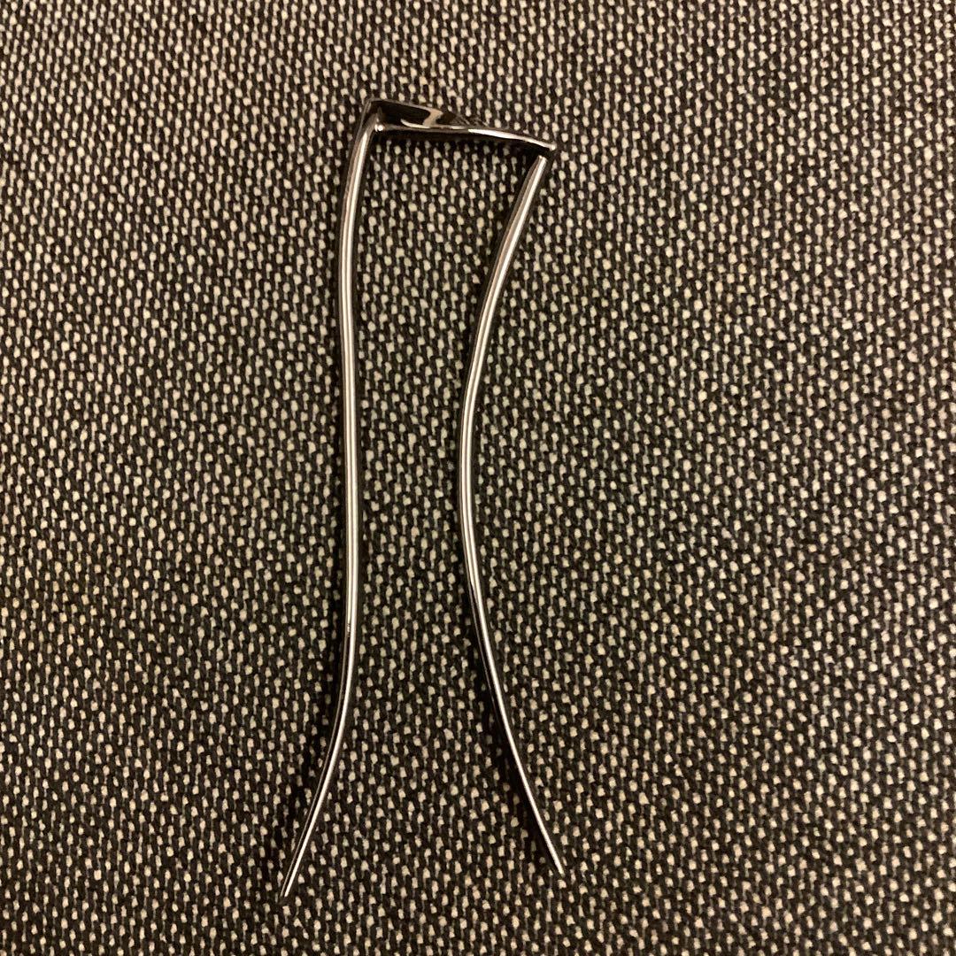 ぴ*こ様 Collete Maloufブラックメタルヘアピン 夜会巻き