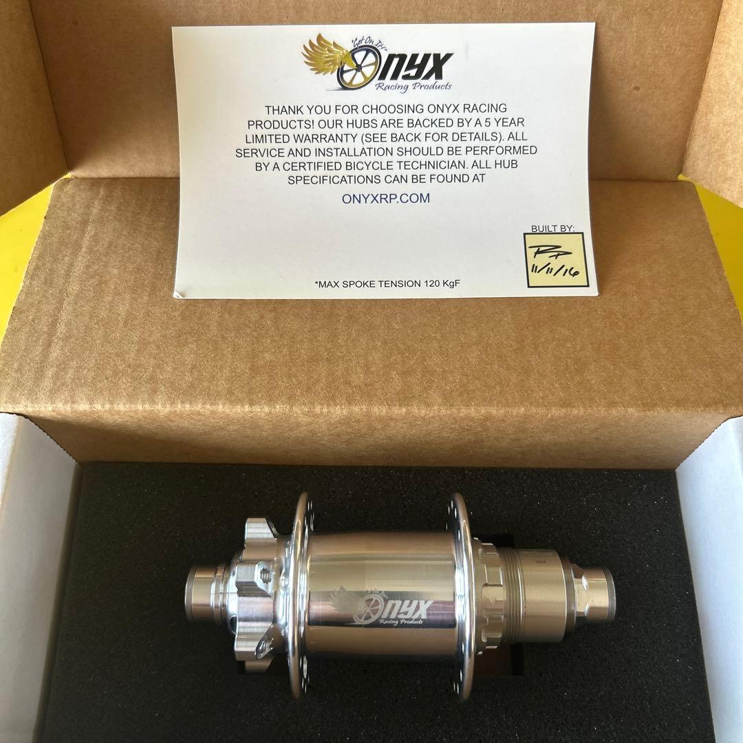 ONYX Racing Produc MTB リヤハブ　ISO XD 12mm