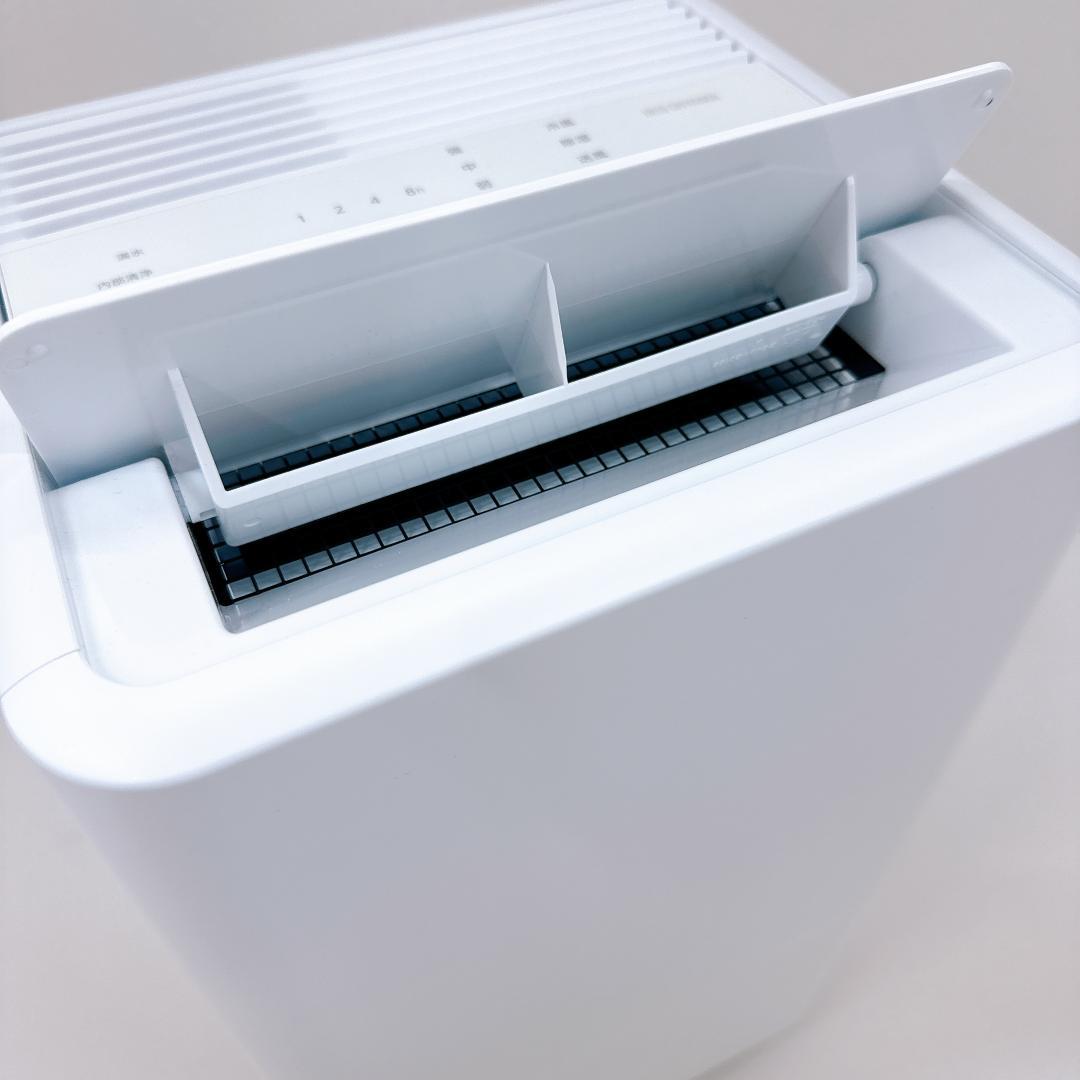 【未使用に近い】アイリスオーヤマ　コンパクトクーラー ICA-0301G