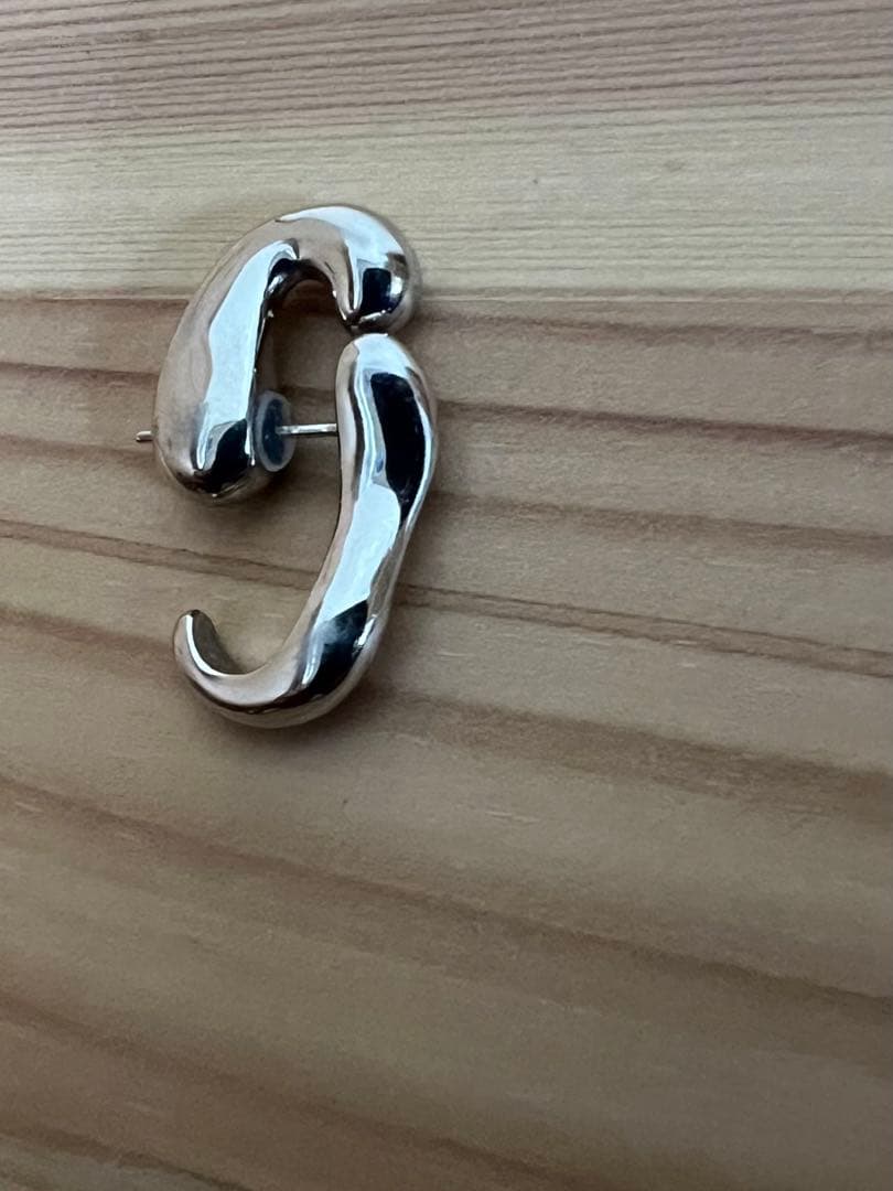 Ete ウェーブ フローピアス フロウ　エテ　シルバー　片耳ピアス