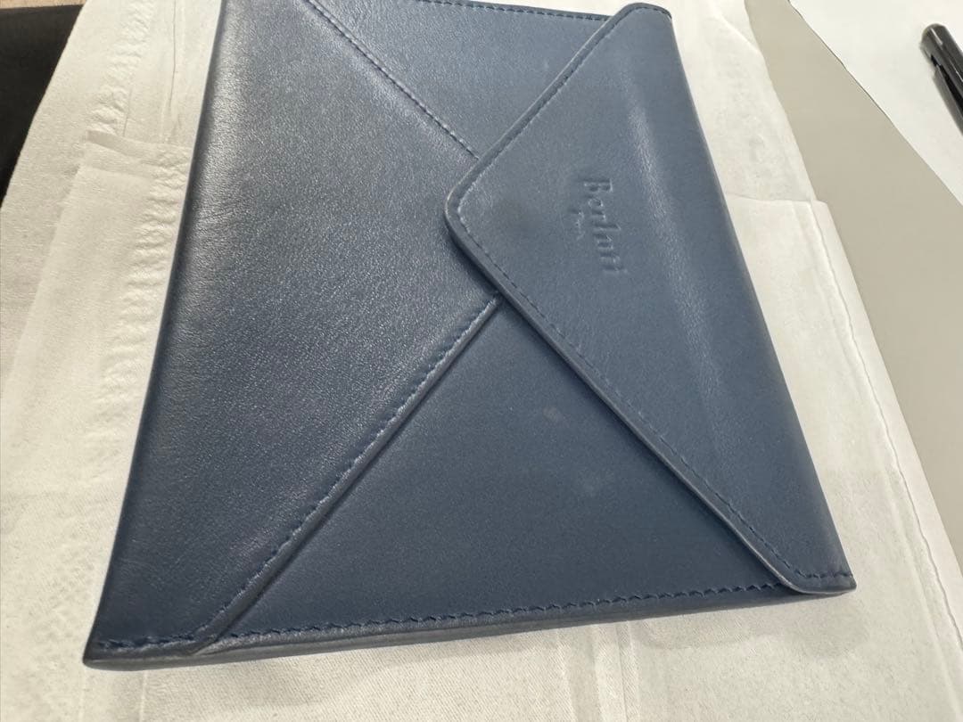 Berluti ネイビー レザー ノベルティグッズ