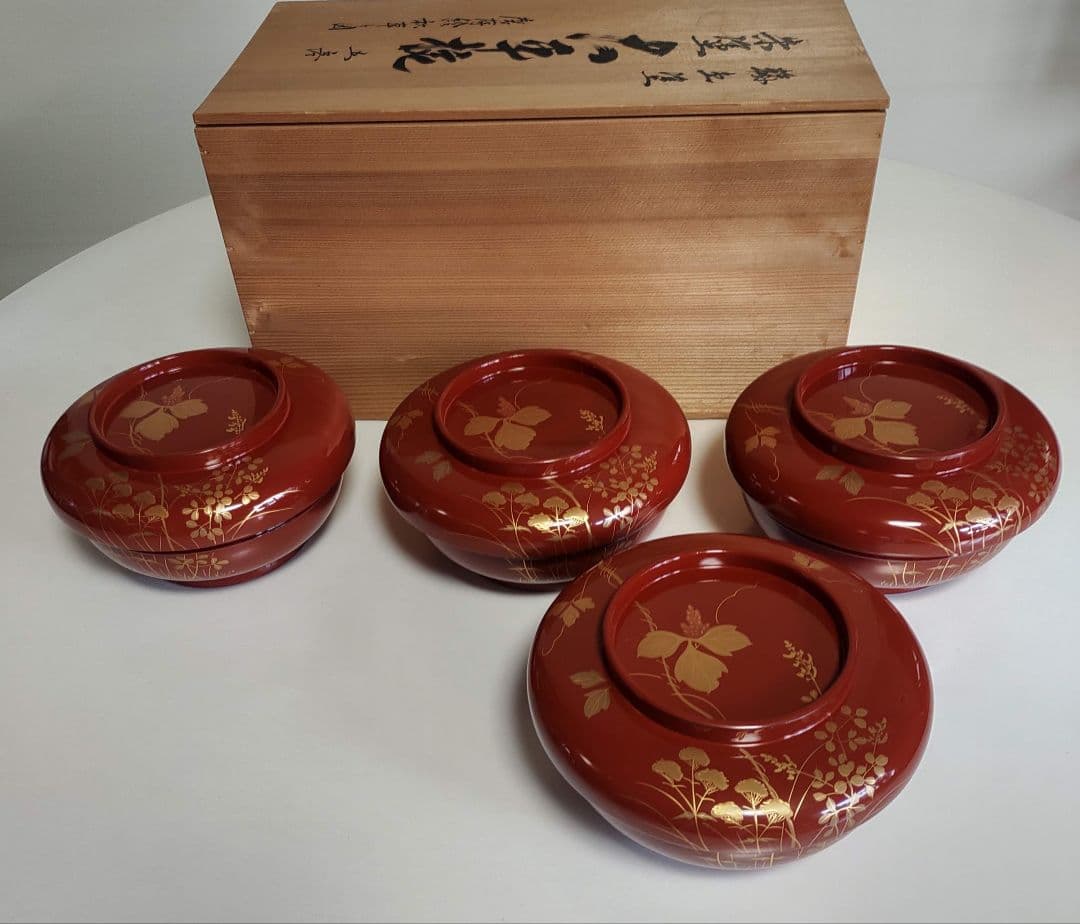 輪島塗　朱塗 大平椀　磨蒔絵 秋草の図　4客