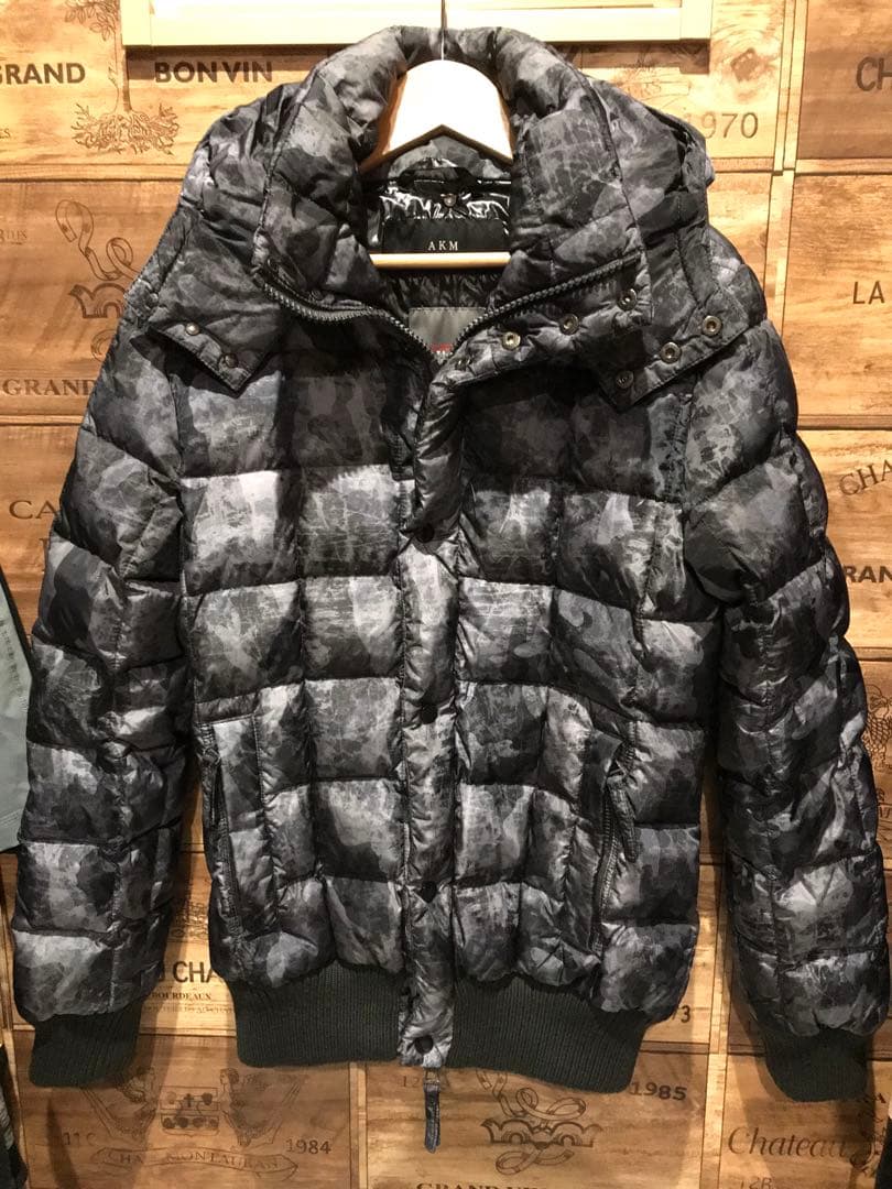 【値下げ対応可能‼️】 AKM DUVETICA ダウンジャケット コラボ L
