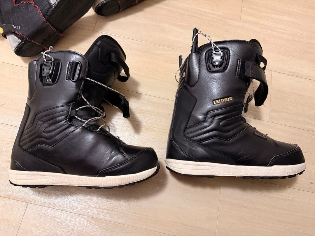 DEELUXE empireスノーボードブーツ