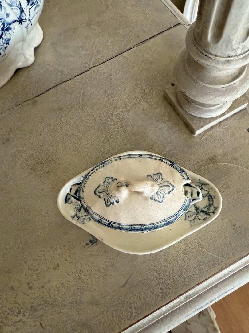 フランスアンティークショワジールロワ青い花模様小鳥柄のムタディエマスタード入れ