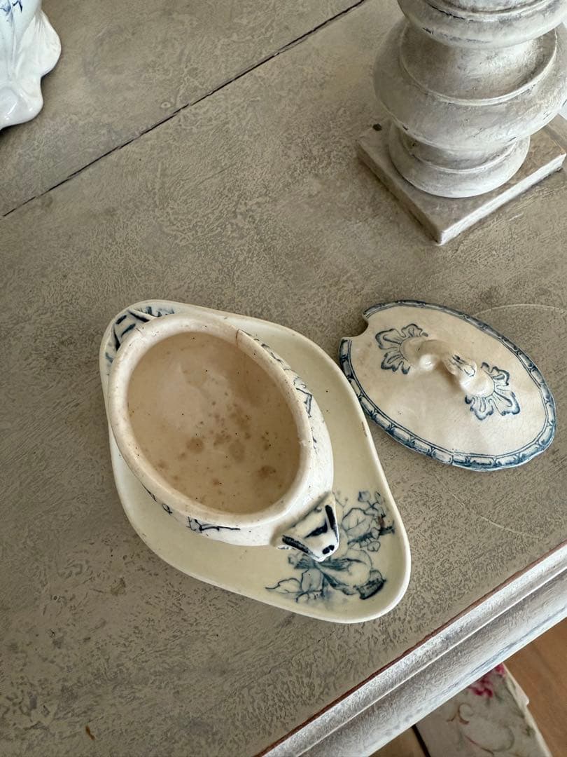 フランスアンティークショワジールロワ青い花模様小鳥柄のムタディエマスタード入れ