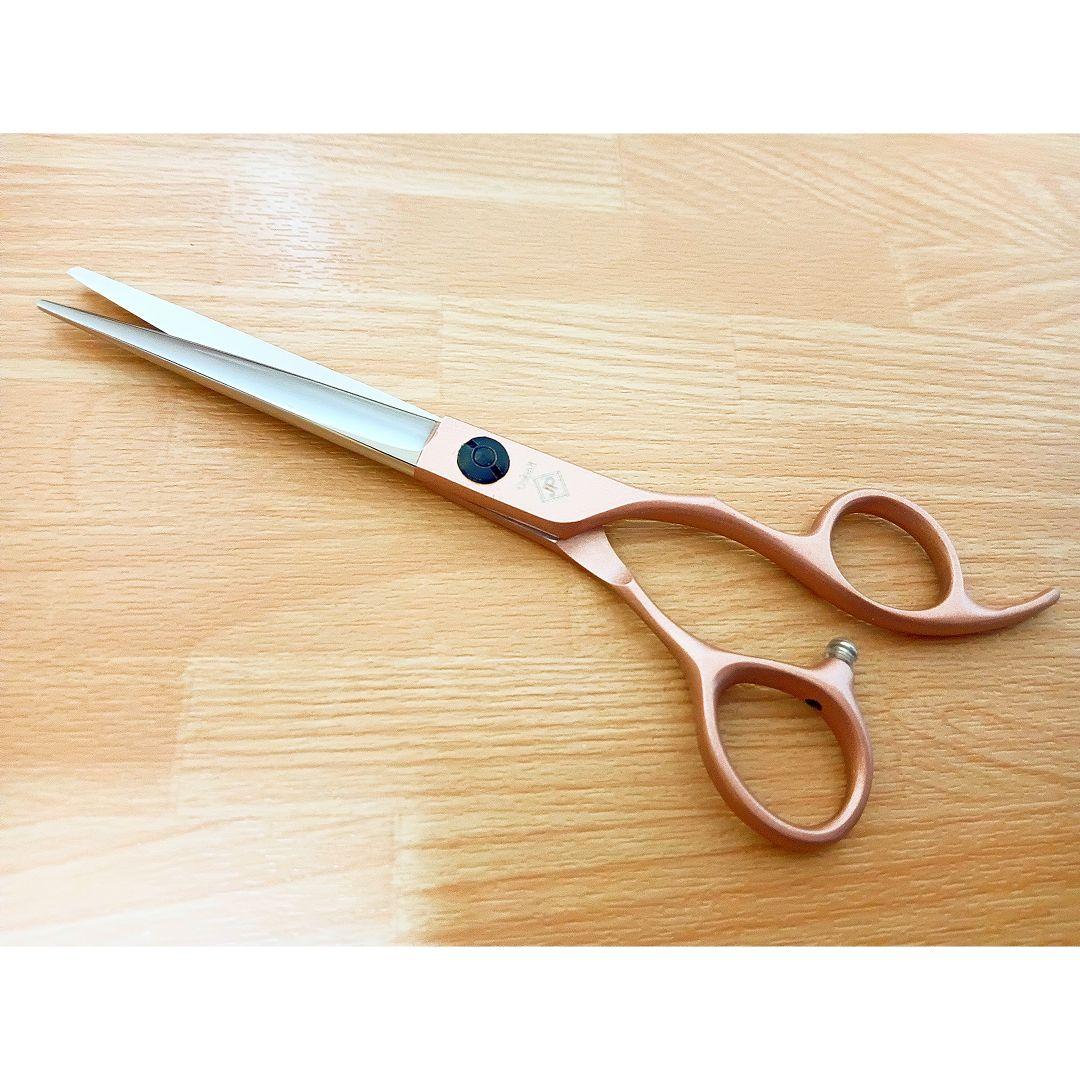 切れ味抜群プロ仕様✨トリミングシザー✨トリマー✨ペット✨犬猫&ママミングも◎✨