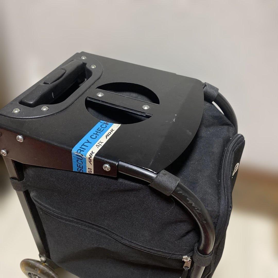 zuca 座れるキャリーケース